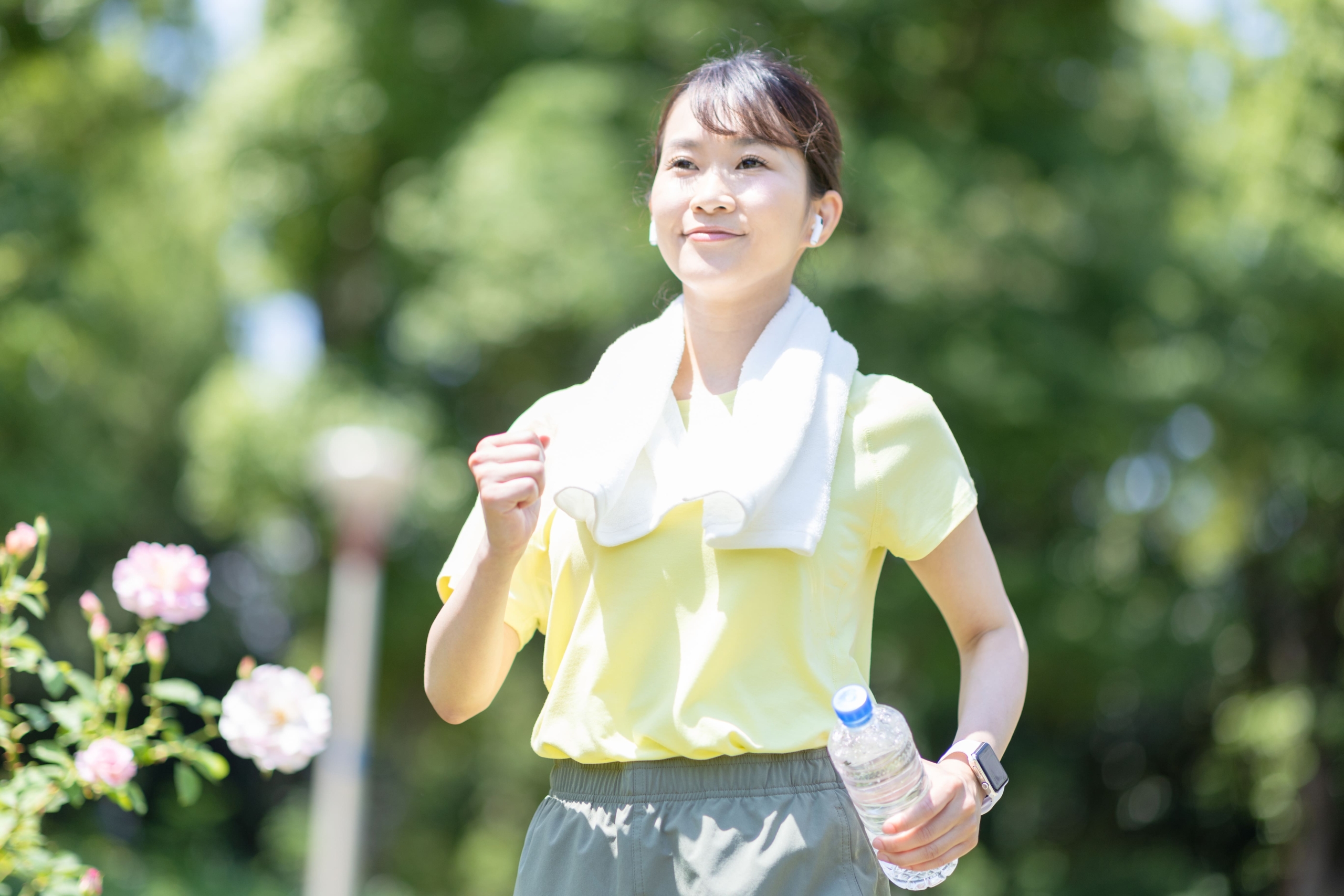 AdobeStock 517100222 min scaled - 【推し活費用】※初心者向け※高校生でもできる！楽天ポイントが手軽にたまるアプリ５選